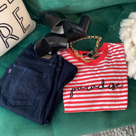 Forever 21 Tops - “Paradise” shirt ❤️🤍